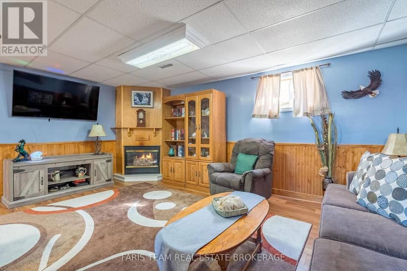 163 Shannon Street — photo 14 of 22