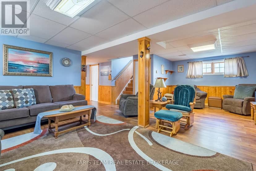 163 Shannon Street — photo 15 of 22