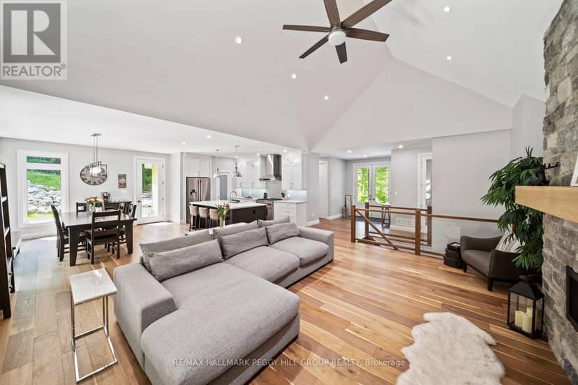 1087 Vindin Street — photo 11 of 36