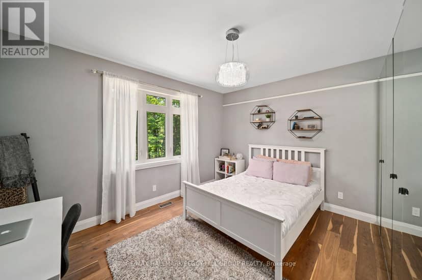 1087 Vindin Street — photo 14 of 36