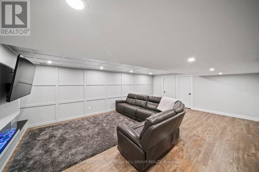 1087 Vindin Street — photo 17 of 36