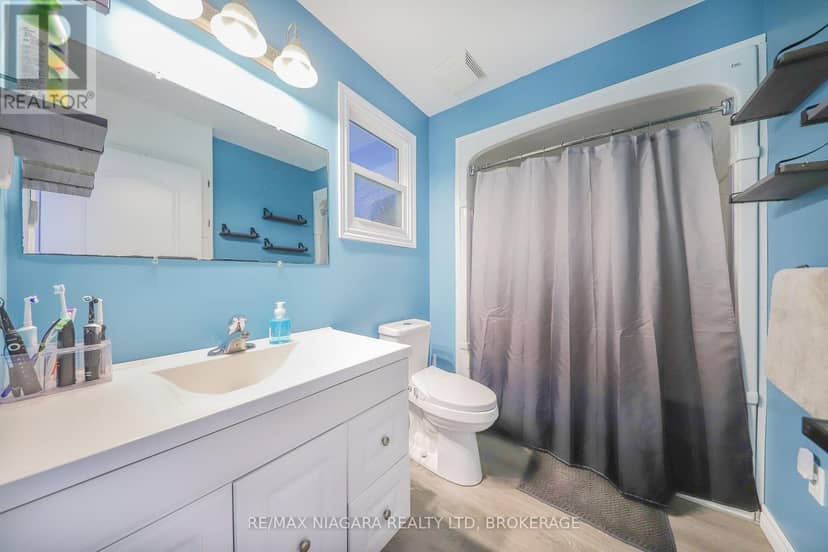 1091 Broad Street E — photo 10 of 22