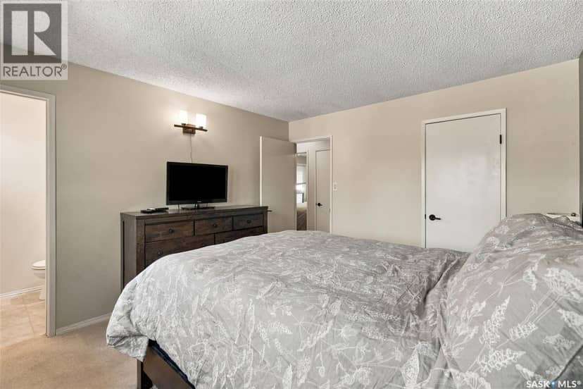 122 Michener Drive — photo 27 of 40