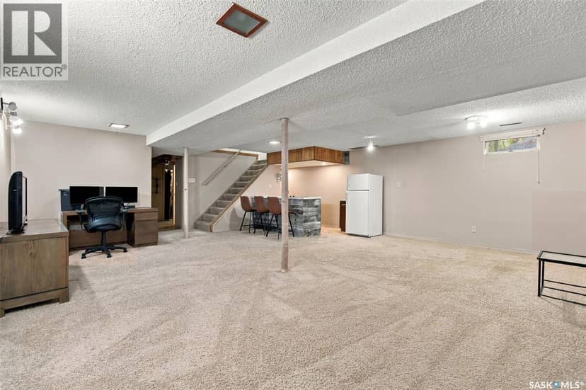 122 Michener Drive — photo 32 of 40