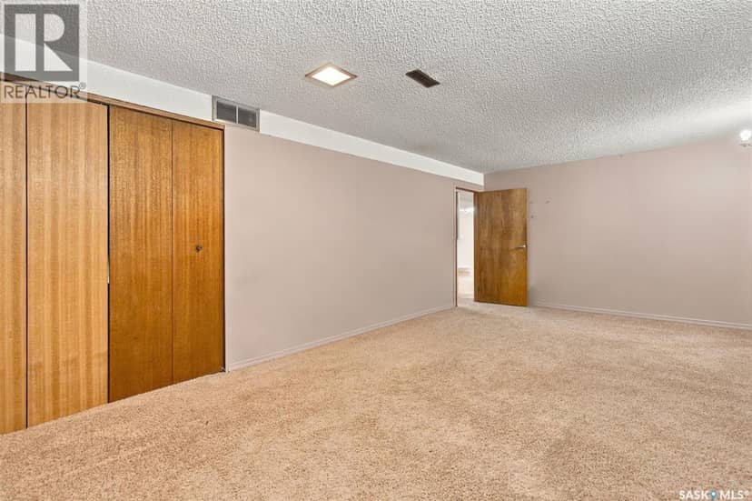122 Michener Drive — photo 39 of 40