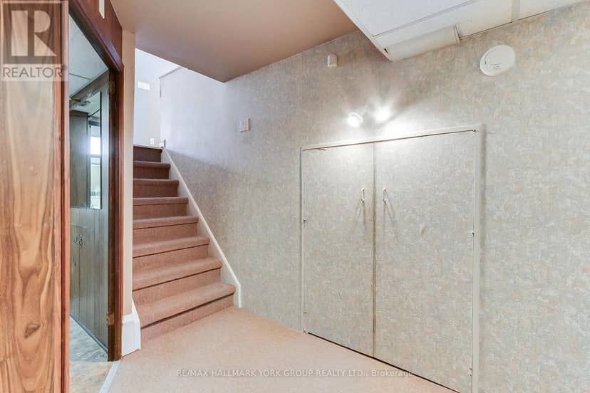 10 Harefield Drive — photo 30 of 40