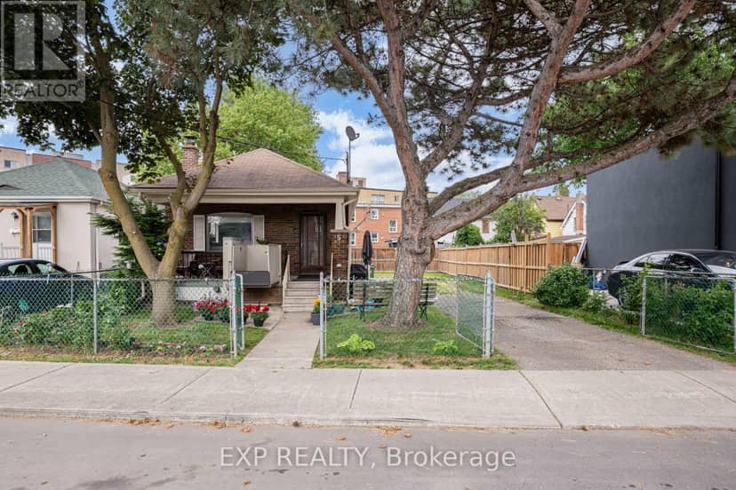 5 Laxis Avenue, Toronto