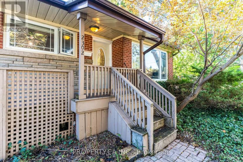 2302 Redfern Road, Burlington, photo 4