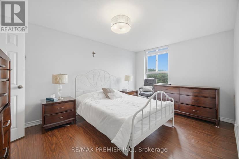 406 - 2825 Islington Avenue — photo 16 of 23