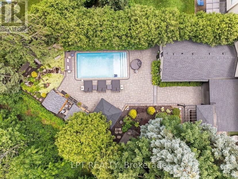 493 Tipperton Crescent, Oakville, photo 3