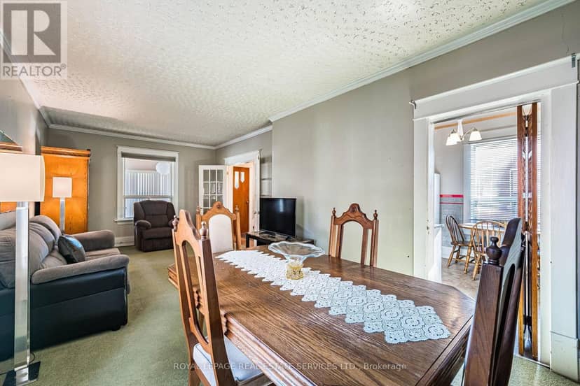85 West Street, Brampton, photo 6