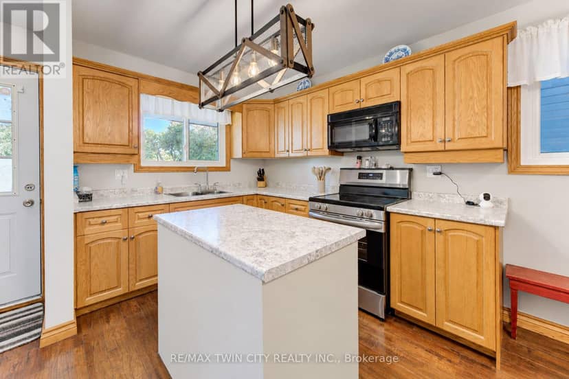 73 Belton Drive — photo 12 of 40