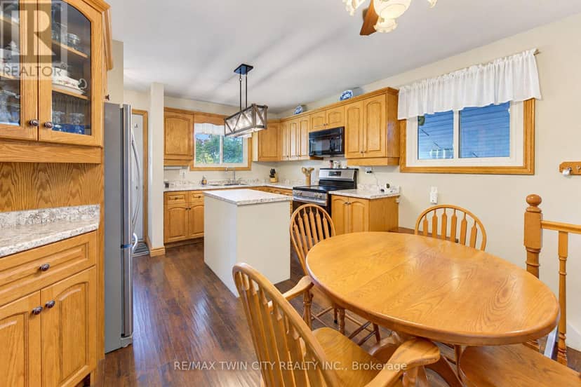 73 Belton Drive — photo 8 of 40