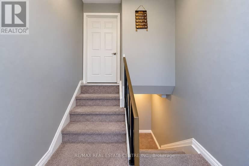 27 Woodman Drive N, Hamilton, photo 5