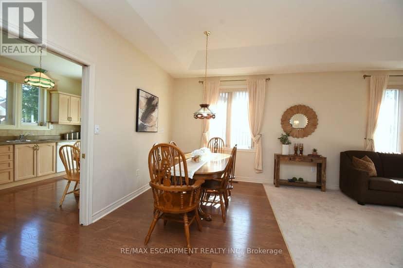 87 Jenifer Drive — photo 10 of 40