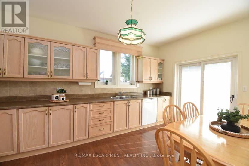 87 Jenifer Drive — photo 11 of 40