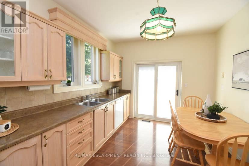 87 Jenifer Drive — photo 14 of 40