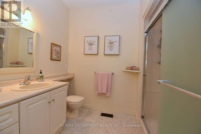 87 Jenifer Drive — photo 20 of 40