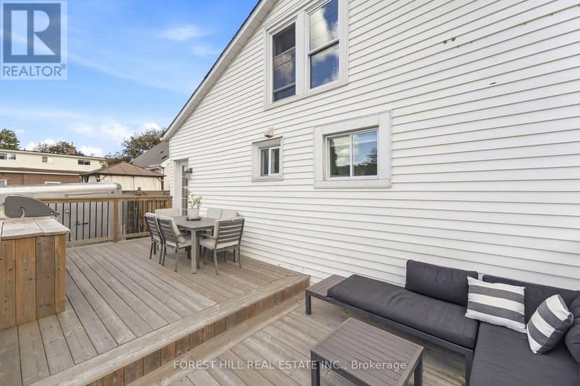 662 Cochrane Road — photo 31 of 38