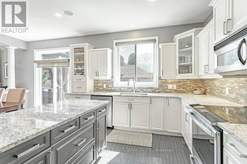 560 Lakeview Drive — photo 15 of 40