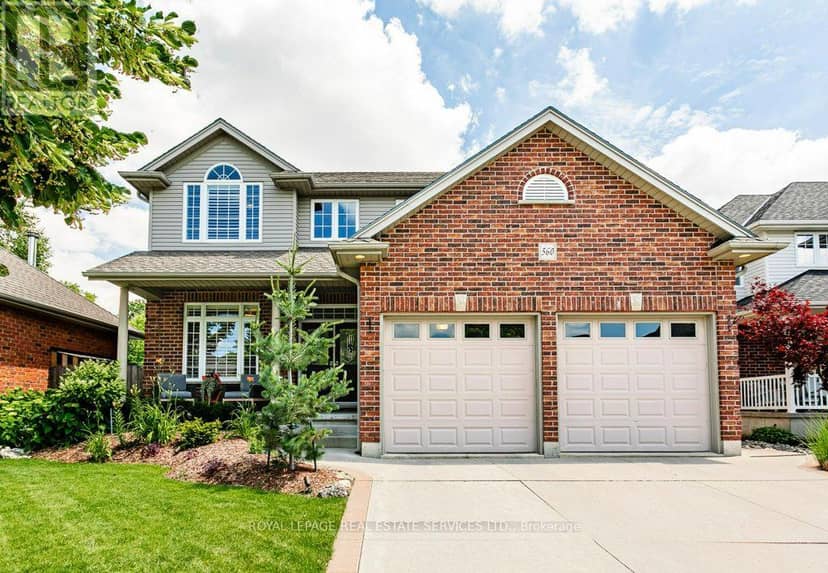560 Lakeview Drive, Woodstock, photo 2