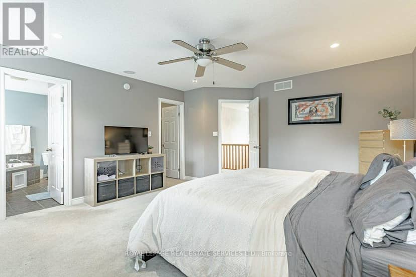 560 Lakeview Drive — photo 22 of 40
