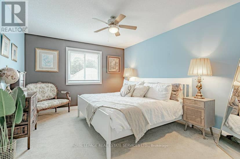 560 Lakeview Drive — photo 32 of 40