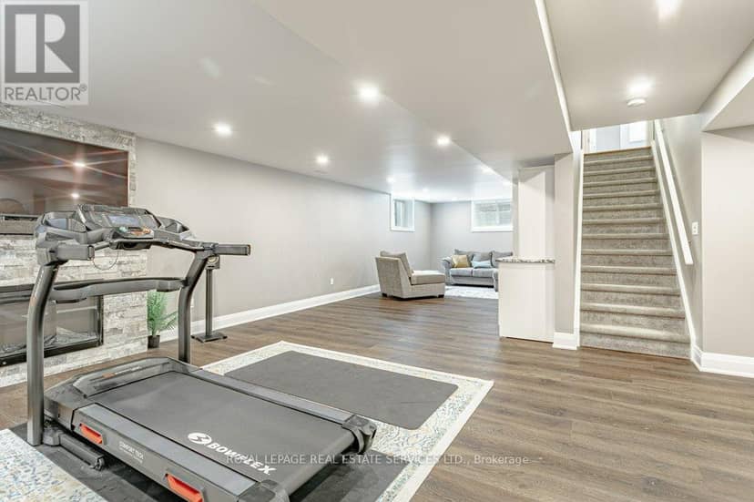 560 Lakeview Drive — photo 36 of 40