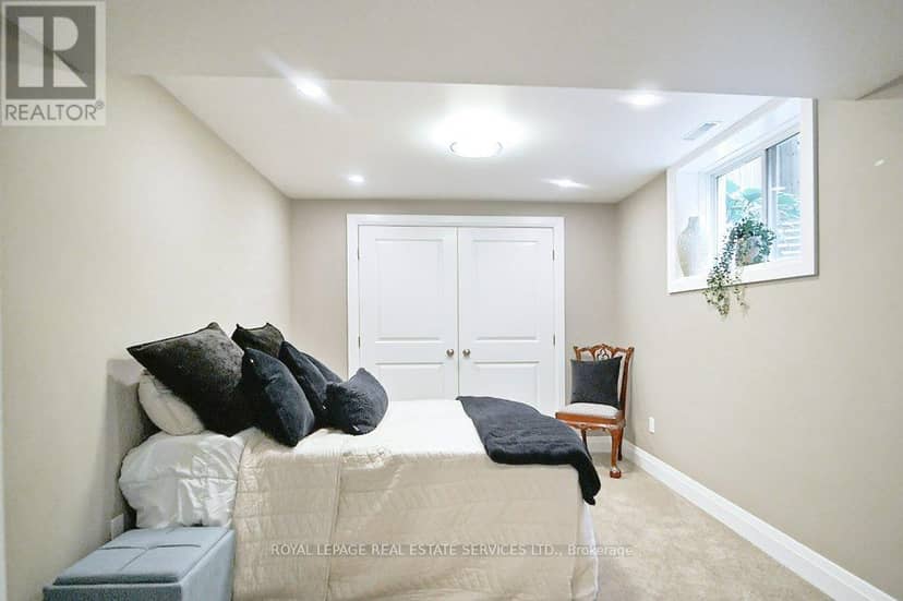 560 Lakeview Drive — photo 40 of 40