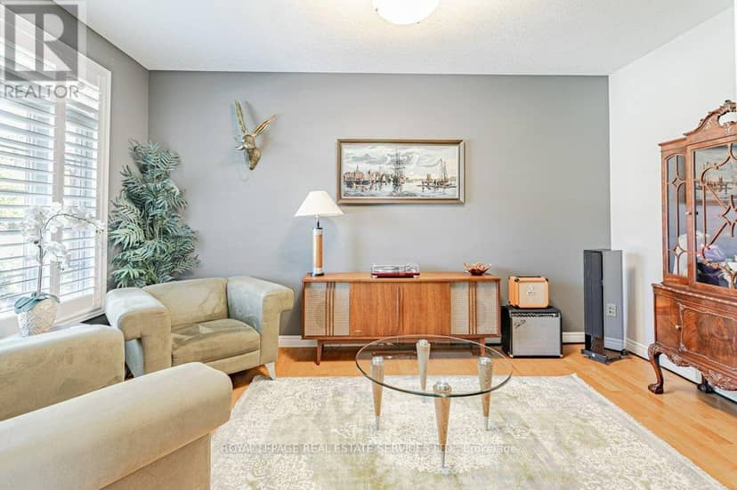 560 Lakeview Drive, Woodstock, photo 6