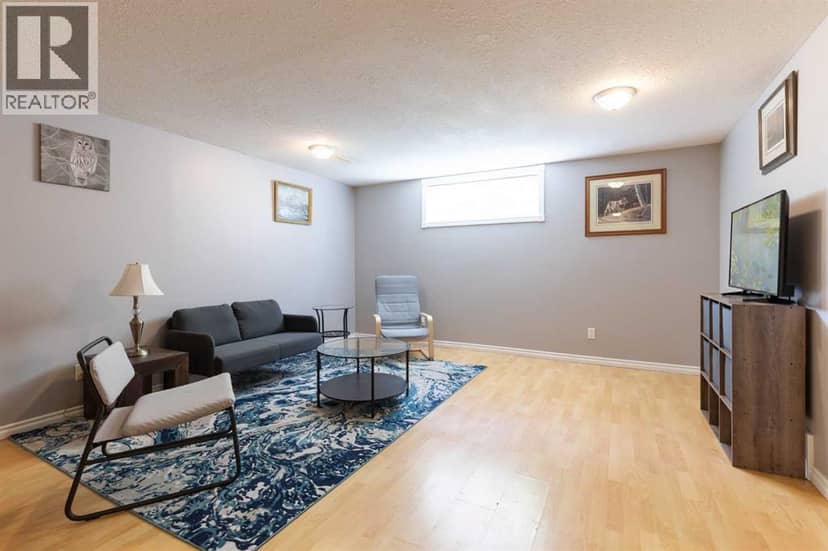 249 Somerset Way SE — photo 26 of 40