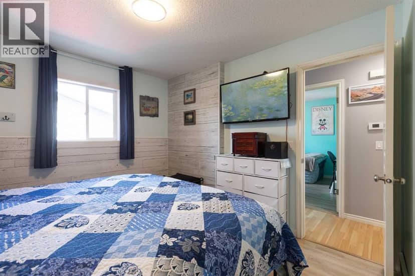 249 Somerset Way SE — photo 25 of 40