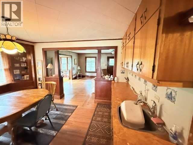 841077 Hwy 743 — photo 12 of 39