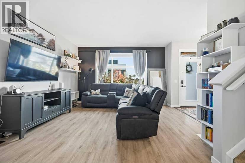 313 Seton Circle SE, Calgary, photo 8