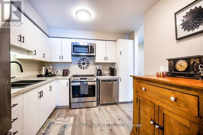 9 - 433 May Street, Brock