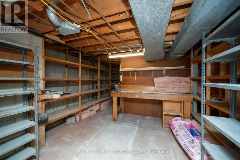 1492 North Vernon Avenue — photo 35 of 40