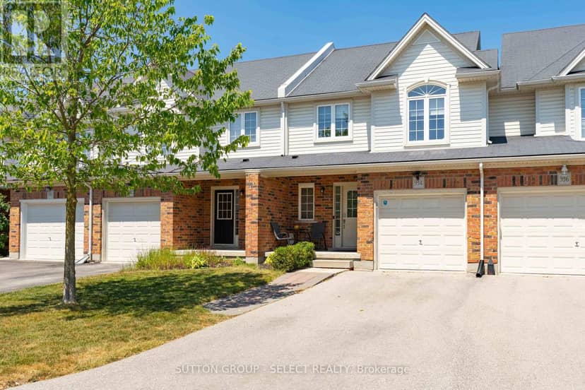 934 Silverfox Crescent, London North, photo 2