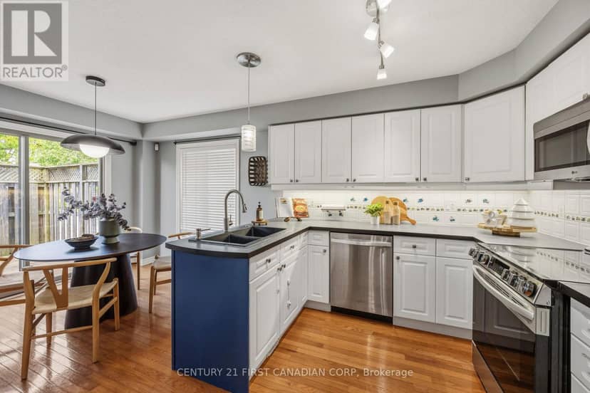 135 - 600 Hyde Park Road — photo 13 of 39