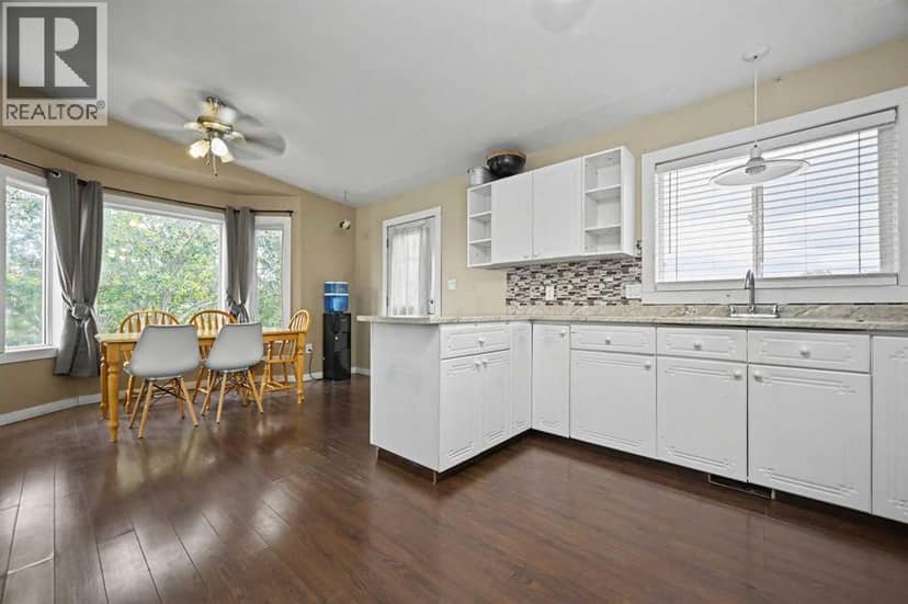 11102 90 Street, Grande Prairie, photo 8
