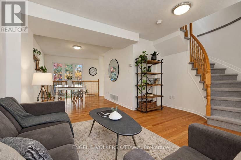 154 College Circle — photo 13 of 40