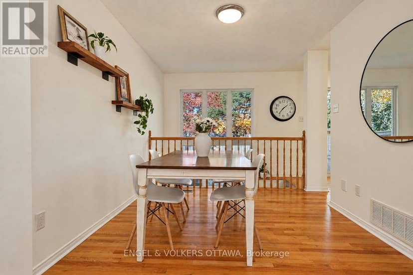 154 College Circle — photo 15 of 40