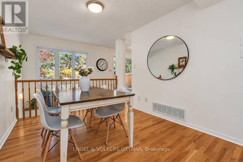 154 College Circle — photo 17 of 40