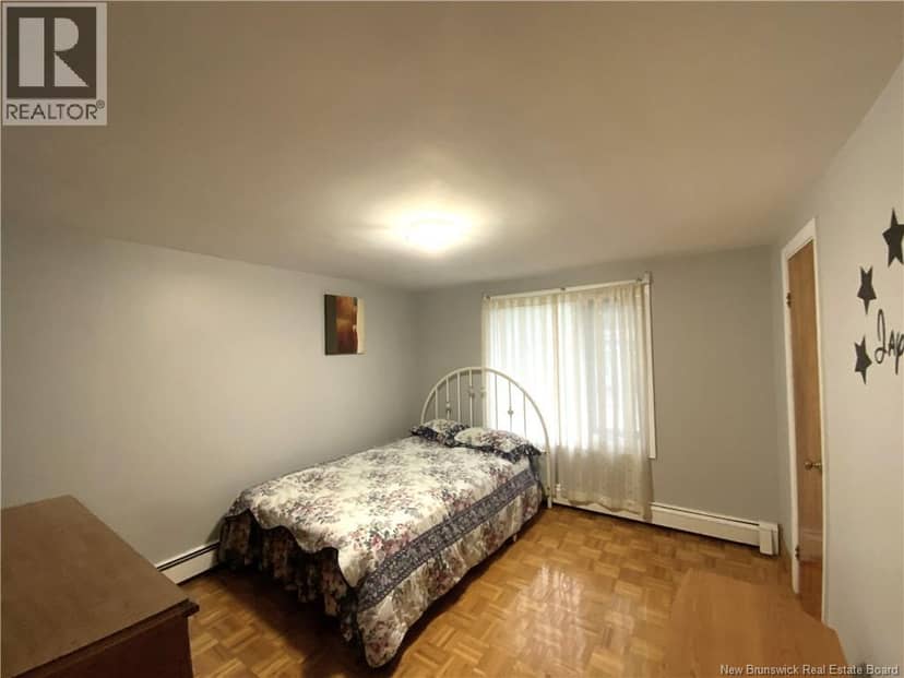 542 Saint-François Street — photo 12 of 20