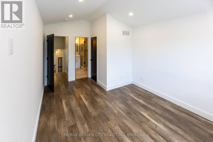 614B Niagara Street — photo 24 of 40