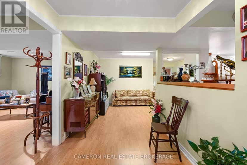 2053 Concorde Avenue — photo 23 of 36