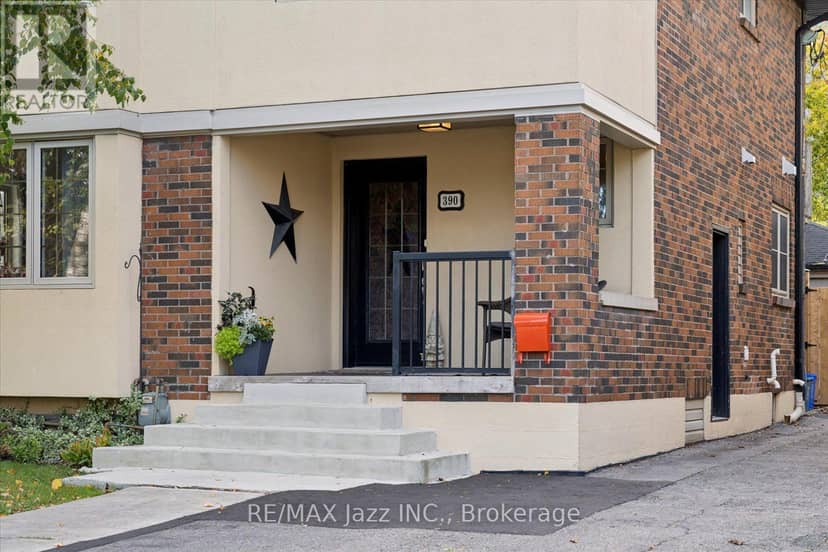 390 Mary Street N, Oshawa, photo 2