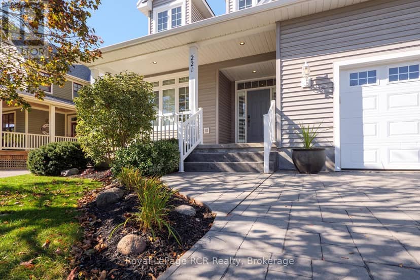 221 Emerald Dr Drive, Saugeen Shores, photo 2