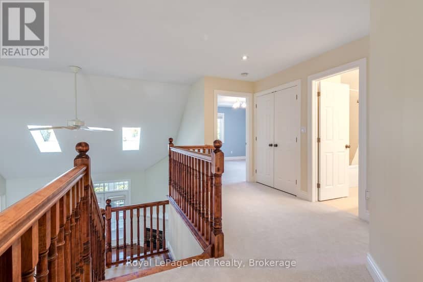 221 Emerald Dr Drive — photo 23 of 40