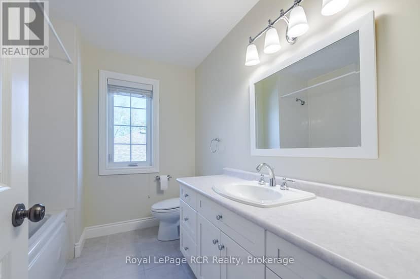 221 Emerald Dr Drive — photo 26 of 40