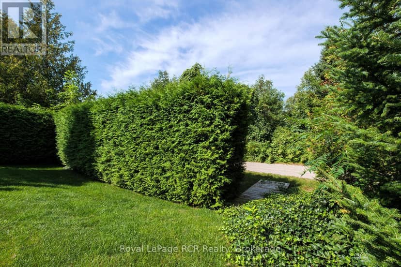221 Emerald Dr Drive — photo 40 of 40